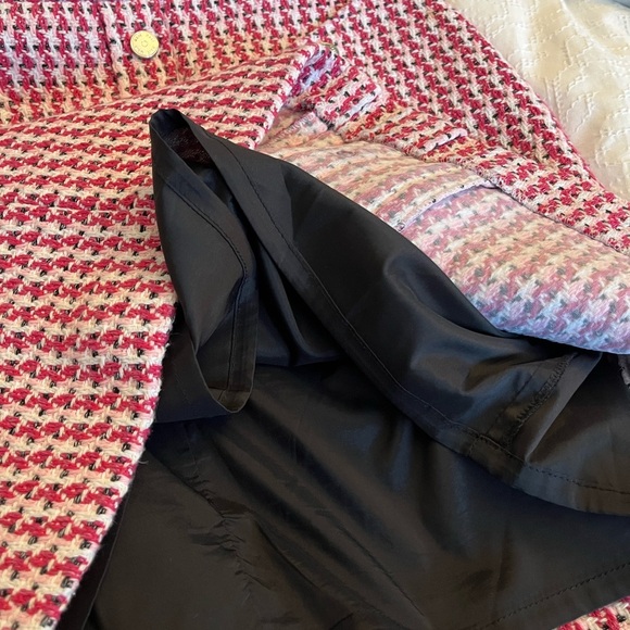 Maje Tweed mini skirt
Pink size EU 40
Quiet luxury Designer - Picture 13 of 17